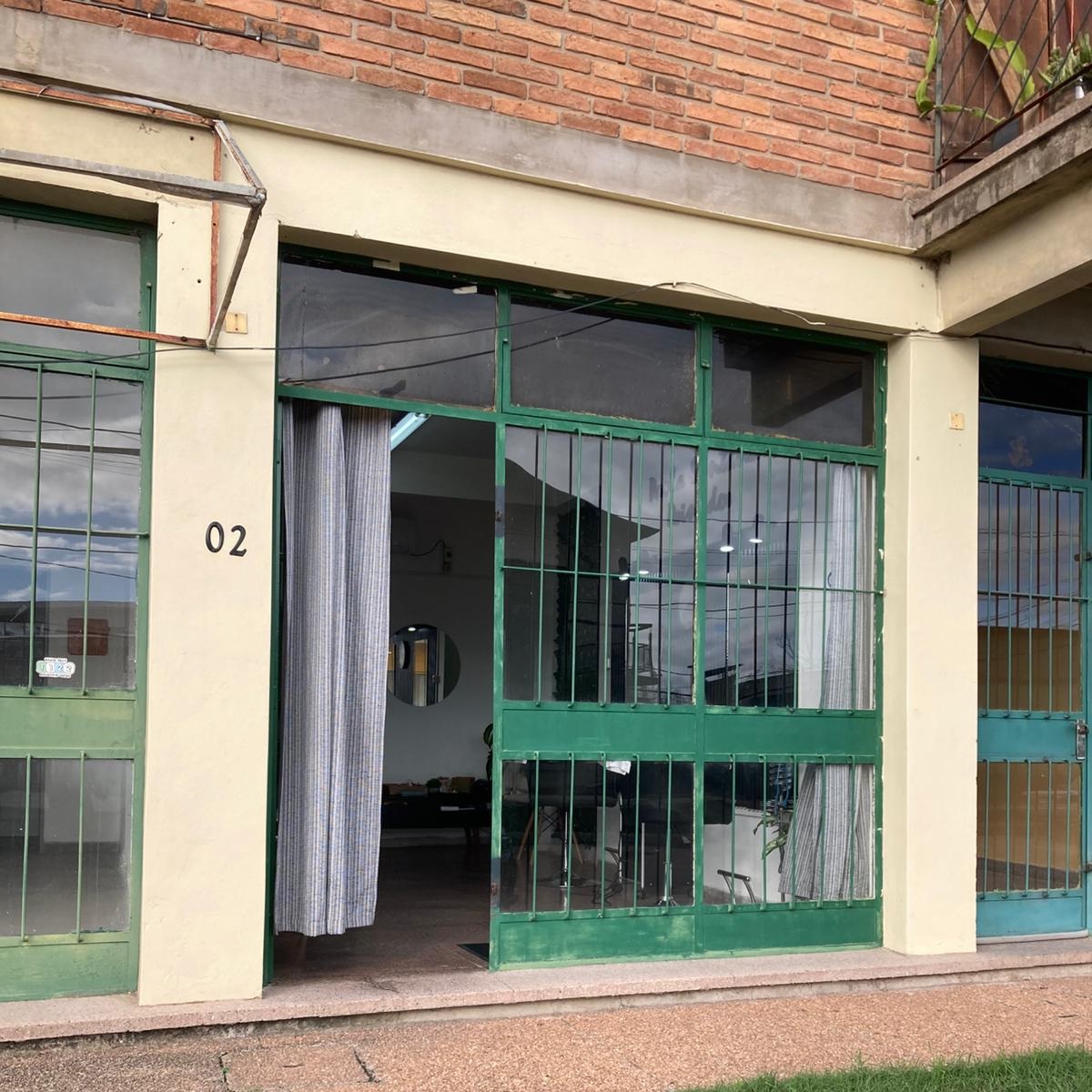 Fachada del local